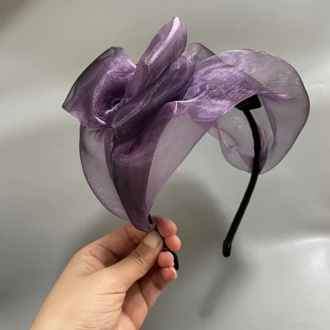 Travel Hair Accessories - ที่คาดผมผ้าทูลล์ไล่เฉดสีสไตล์ฝรั่งเศส ปกปิดผมขาว ช่วยให้ใบหน้าดูเรียวบาง เครื่องประดับผมสำหรับผู้หญิงที่ดูสง่างาม เหมาะกับทุกโอกาส ใช้ได้ทุกวันและเป็นเครื่องประดับสำหรับการเดินทาง