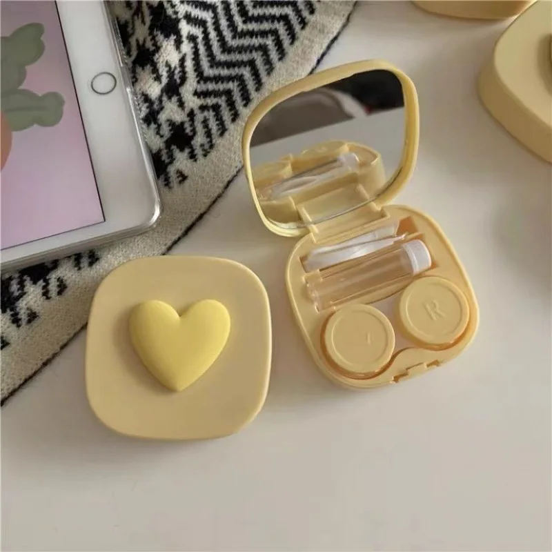 หัวใจสีม่วงคอนแทคเลนส์กล่องกระ - Travel Accessories Kit For Women บทวิจารณ์และราคา